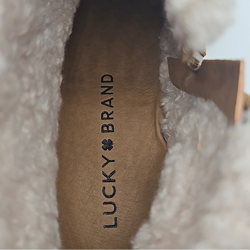 Lucky Brand Weatherized Tan Leather Ankle Booties Faux Fur Lining NWT  Size 5.5 - Picture 4 of 6